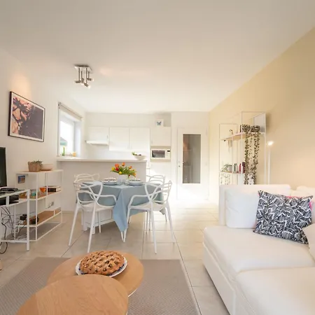 Apartament With And Parking By Interhome